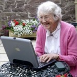 Компьютерные игры помогают справиться пожилым людям с депрессией